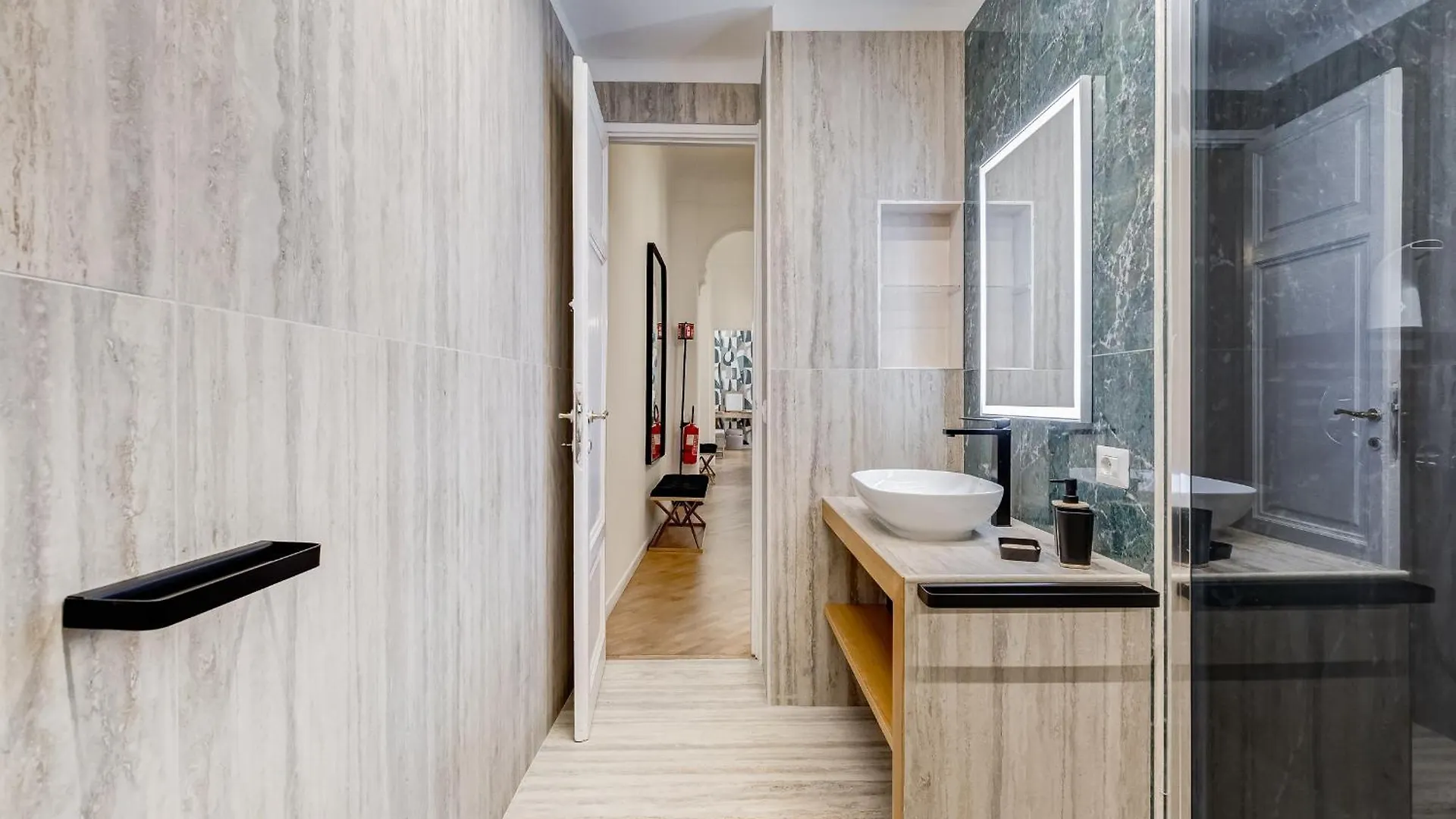 Bmga L Gracchi Lux Lovely 3Bdr Apartment Rome Italy